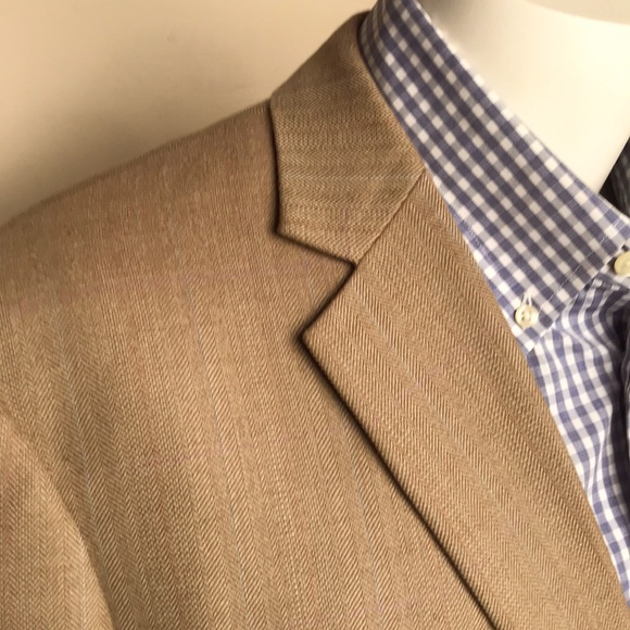 Joseph & Feiss Other - Joseph & Feiss Gold Label Tan Herringbone Jacket 48R NWOT - very nice!